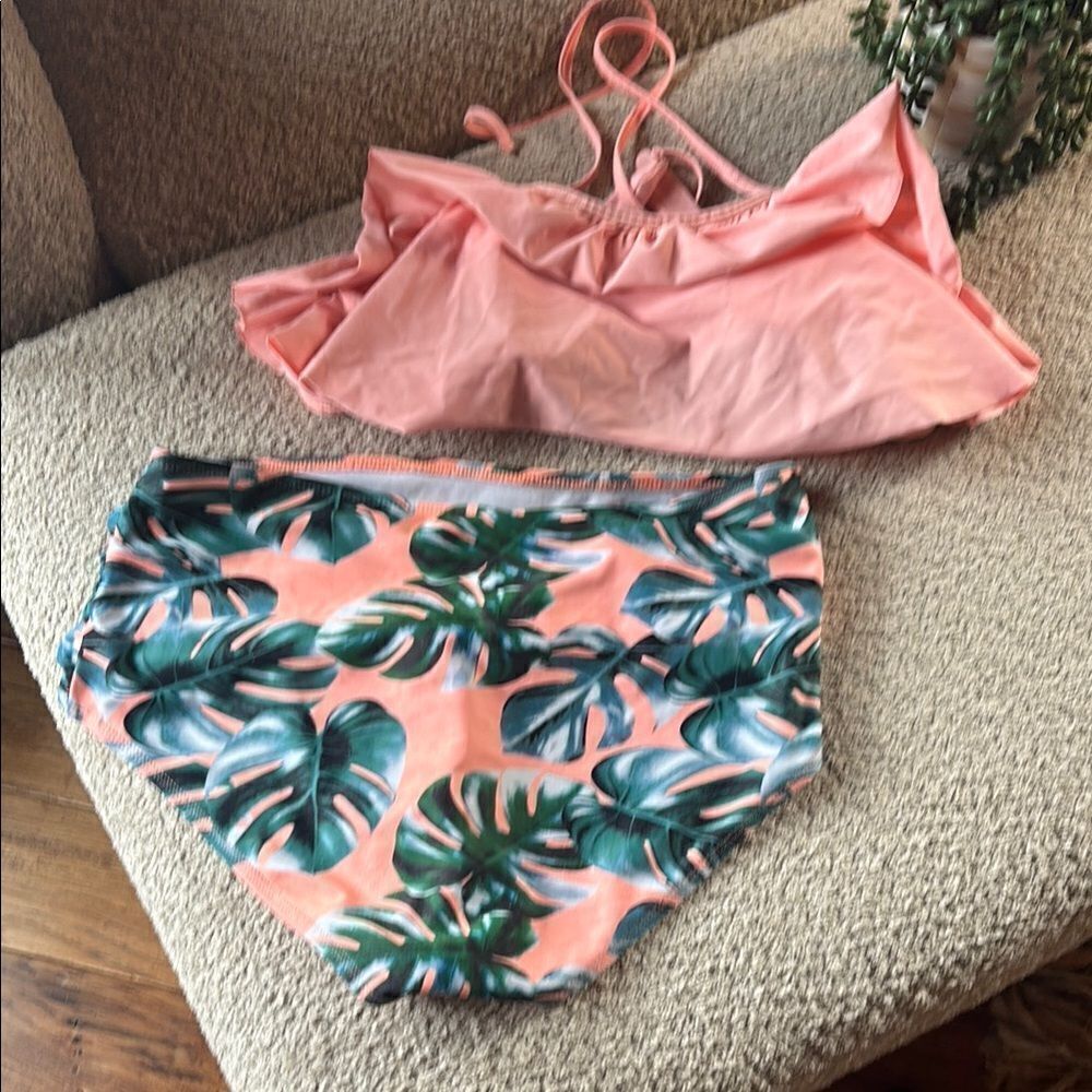 Pink Ruffle Bikini with Tropical Leaf Print - Picture 9 of 15